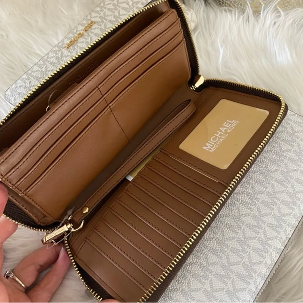 New Michael Kors large jet set travel continental wallet - Picture 4 of 7